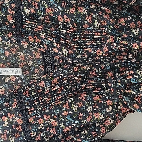 American Rag Tie Back Blouse - Picture 3 of 10